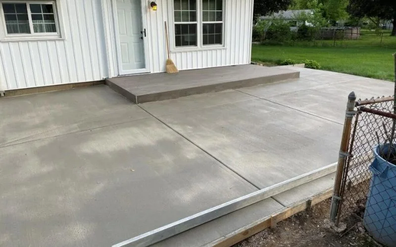 Concrete Patio NYC by Eden Contractors - 3